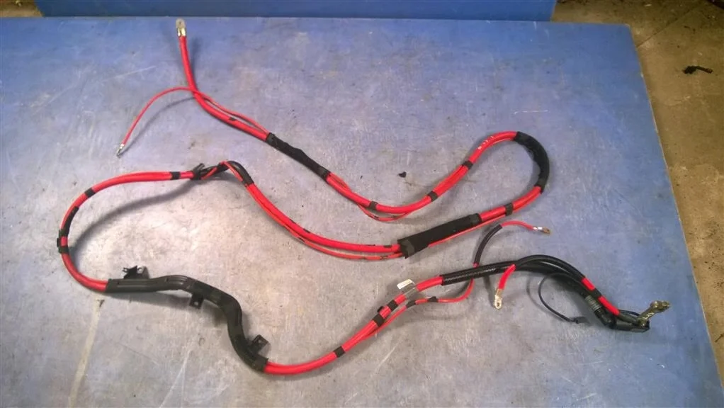 клемма аккумулятора плюс BMW X3 E83  M57N2 218 лс 3.0D