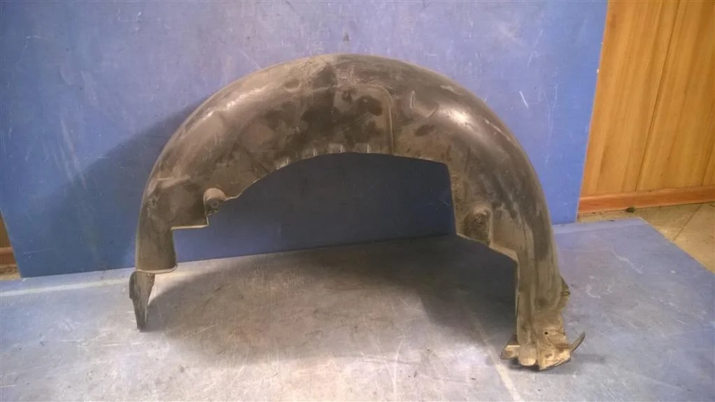 подкрылок BMW X5 E53 51718403059  M57/TU 218 лс 3.0d 2005 472 - STERLINGGRAU