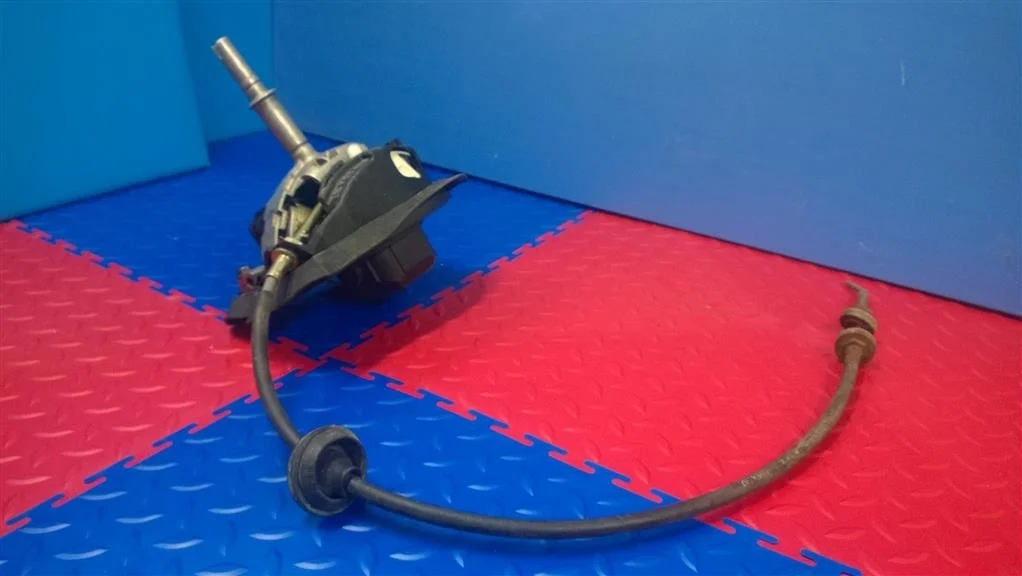 кулиса кпп BMW X5 E53 25167515431  M54B30 231 лс 3.0i 2002 TOPASBLAU METALLIC (364)