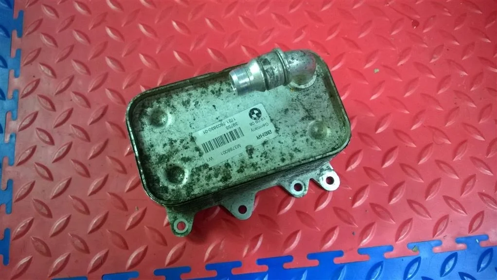 радиатор маслоохладитель акпп BMW 5-серия E60/E61  N47D20A 177 лс 520d