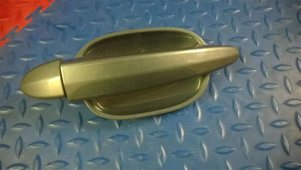 ручка двери наружная BMW 5-серия E60/E61  N53B30A 218 лс 525i