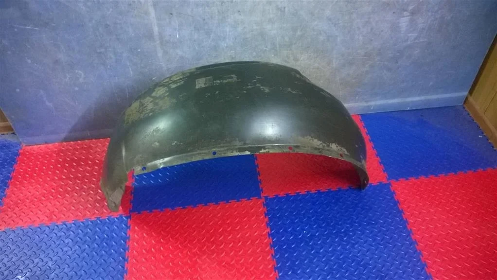 подкрылок BMW X5 E53 51718403060  M54B30 231 лс 3.0i 2003 BLACK SAPPHIRE METALLIC (475)