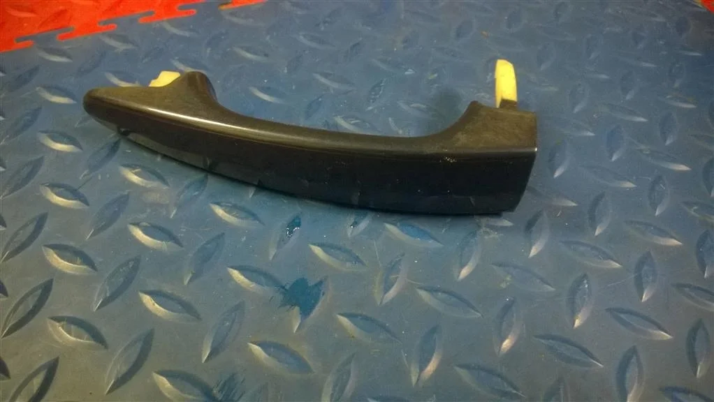 ручка двери наружная BMW X3 E83  M54B30 231 лс 3.0i