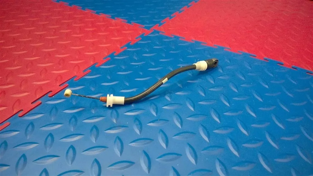 трос открывания двери наружный BMW X5 E53  M54B30 231 лс 3.0i