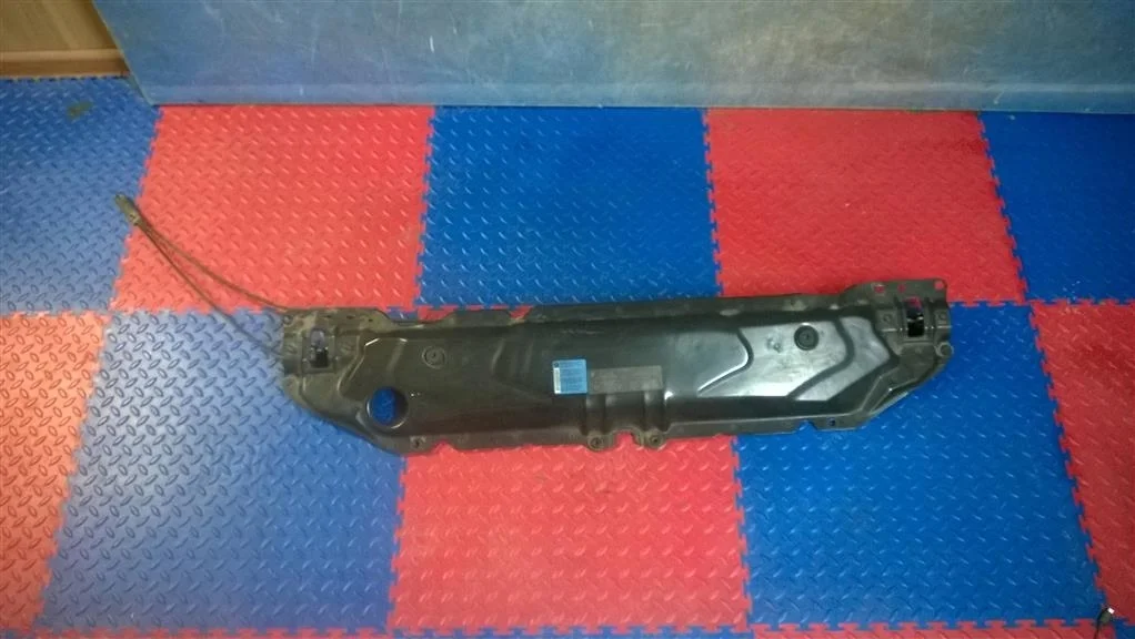 панель телевизор BMW 5-серия E60/E61 51647033741  N52N 2008 CARBONSCHWARZ METALLIC (416)