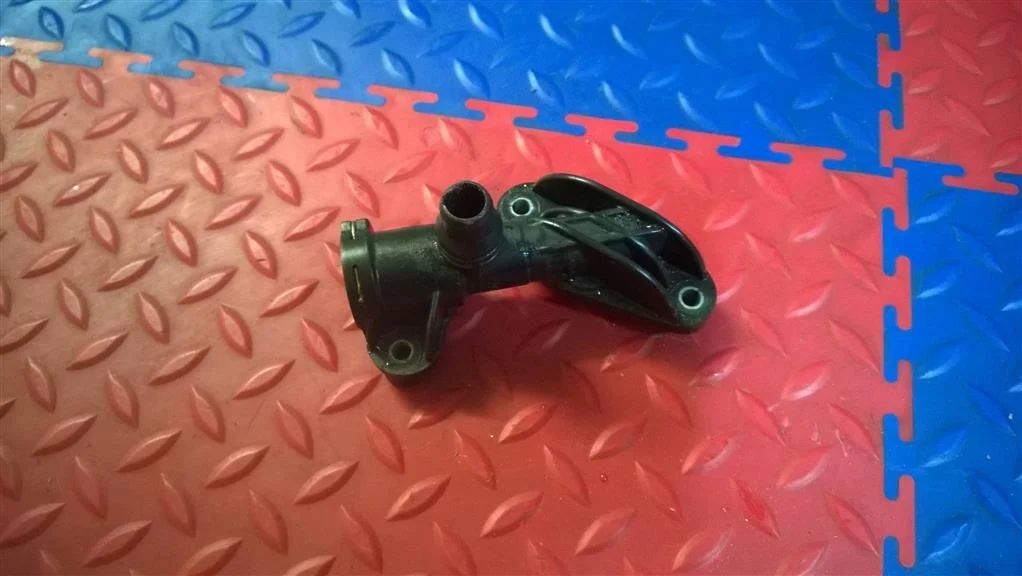 термостат BMW X5 E70  N52B30 272лс 3.0i