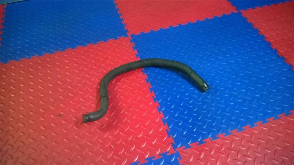 шланг гидроусилителя BMW X3 E83  M54B30 231 лс 3.0i