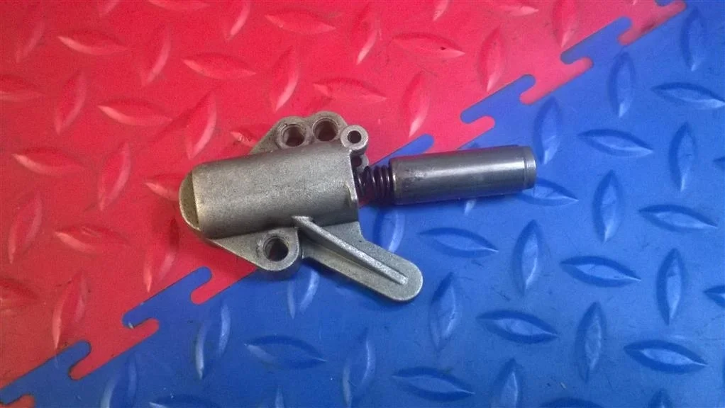 натяжитель цепи BMW X3 E83  N47D20A 177 л.с. 2.0D