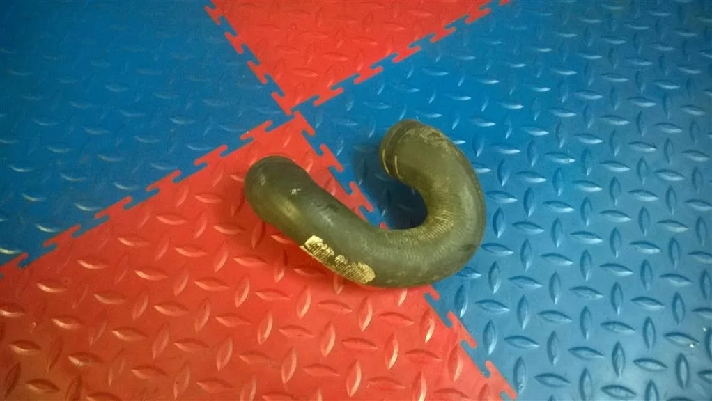 патрубок радиатора BMW X3 E83  N52B25 218лс 2.5i