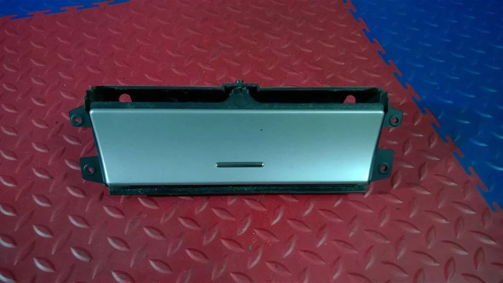 пепельница BMW X5 E53 51168402967  M62B44 286 лс 4.4i 2003 BLACK SAPPHIRE METALLIC (475)