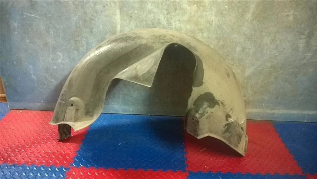 подкрылок BMW X3 E83  N47D20A 177 лс 2.0D