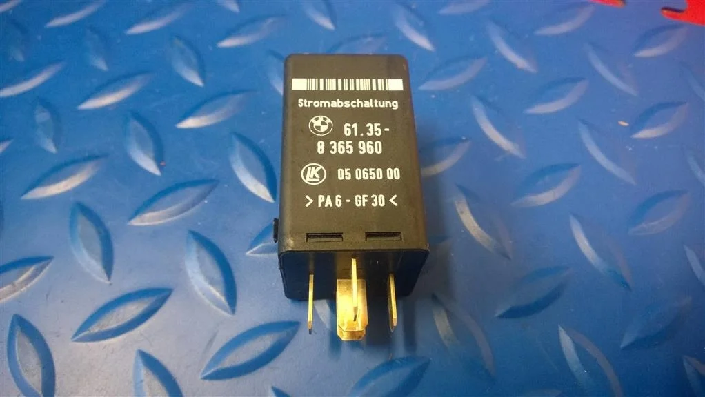 реле BMW X5 E53  M54B30 231 лс 3.0i