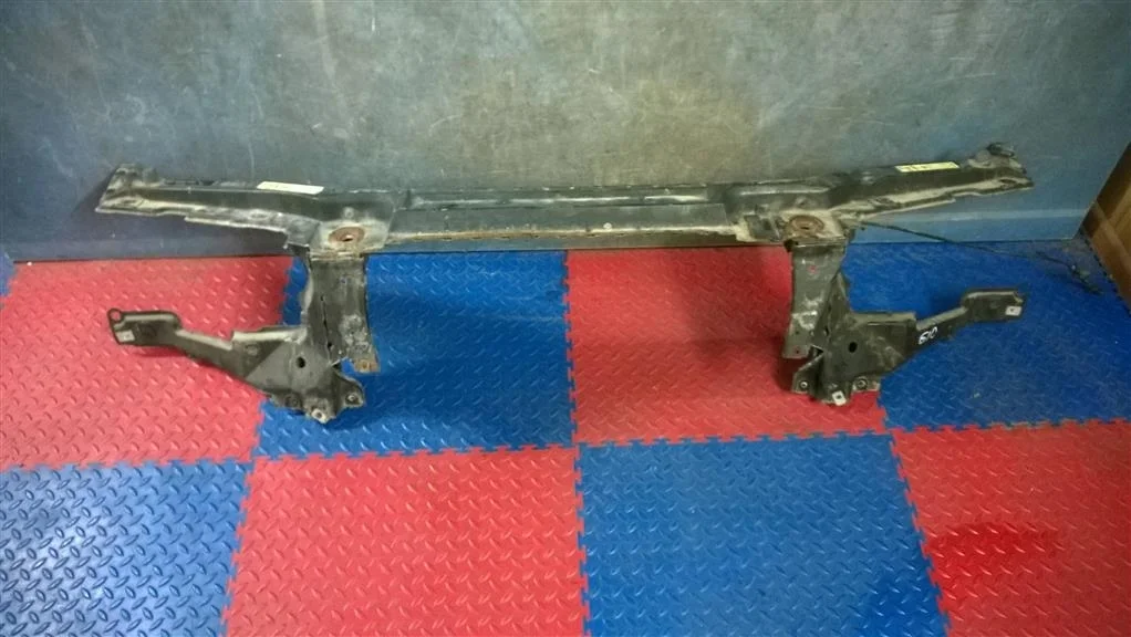 панель телевизор BMW X5 E53  M54B30