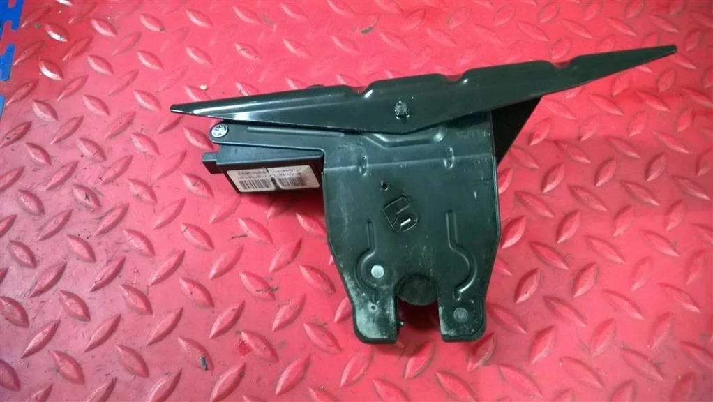 замок багажника BMW 5-серия E60/E61  N53B25A 190 лс 523i