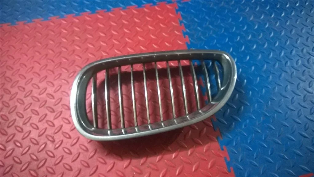 решетка радиатора BMW 5-серия E60/E61  N53B25A 190 лс 523i