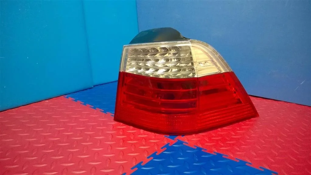 фонарь наружный BMW 5-серия E60/E61  N53B25A 190 лс 523i