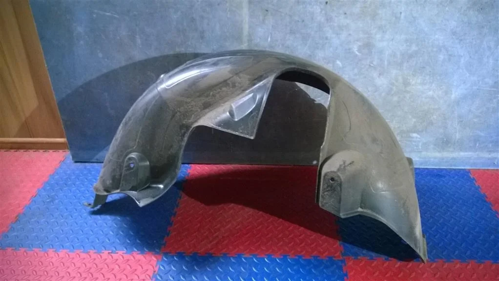 подкрылок BMW X3 E83  M54B30 231 лс 3.0i