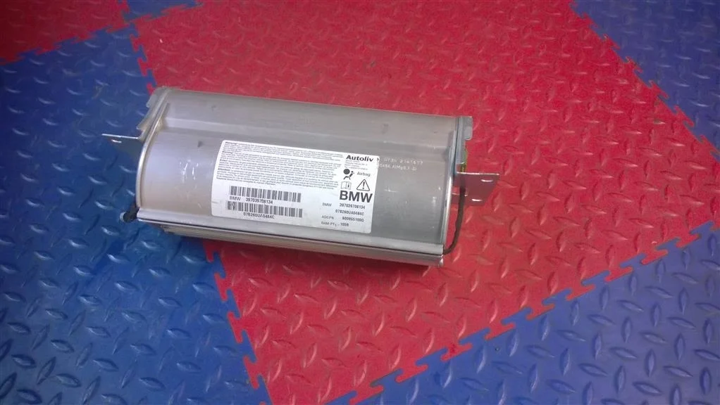 подушка безопасности пассажира BMW 5-серия E60/E61  N53B25A 190 лс 523i