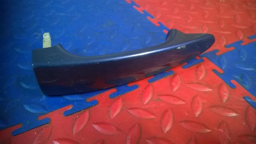 ручка двери наружная BMW X3 E83  M54B30 231лс 3.0i