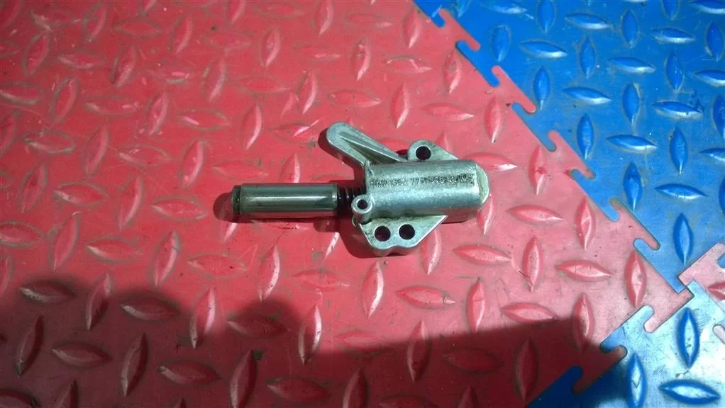 натяжитель цепи BMW X3 E83  N47D20A 177лс 2.0D