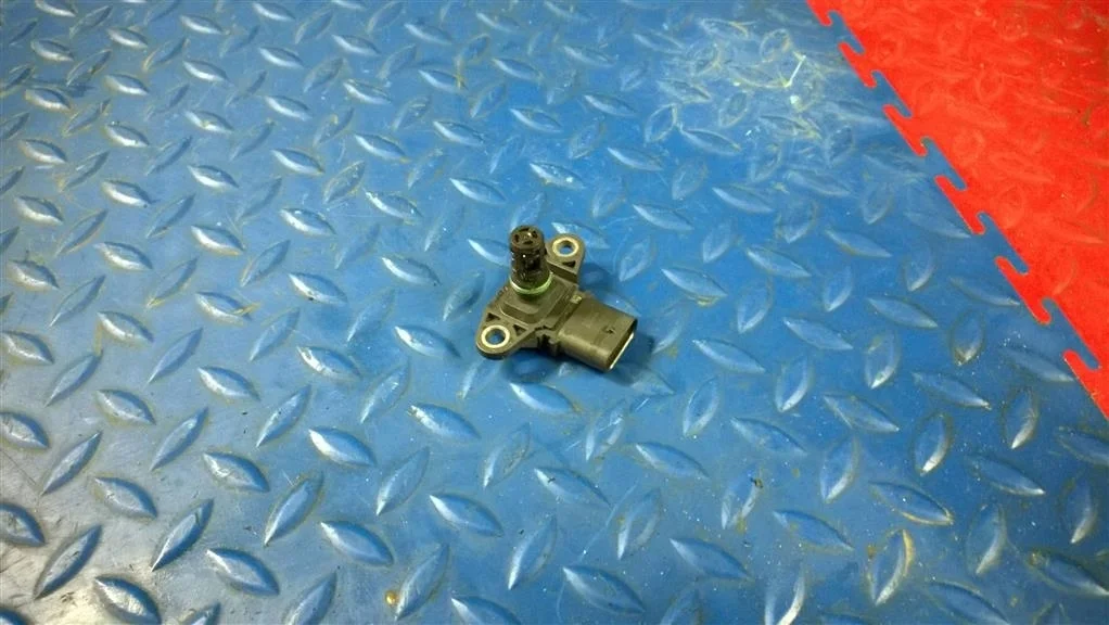 датчик давления воздуха BMW X3 F25  N55B30A 306 лс 3.0i