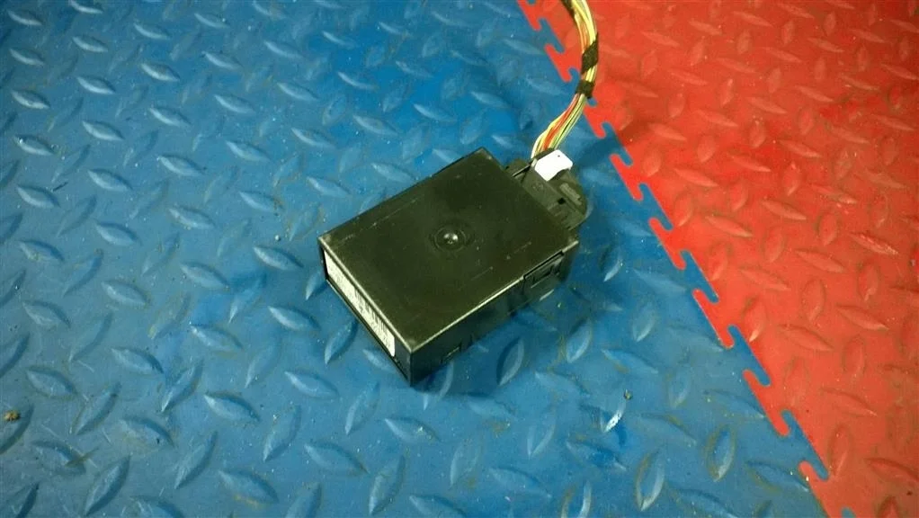 блок подачи воздуха BMW X5 E53 37141092396  M54B30 231 лс 3.0i 2005 ESTORILBLAU 335 ЭСТОРИЛ СИНИЙ