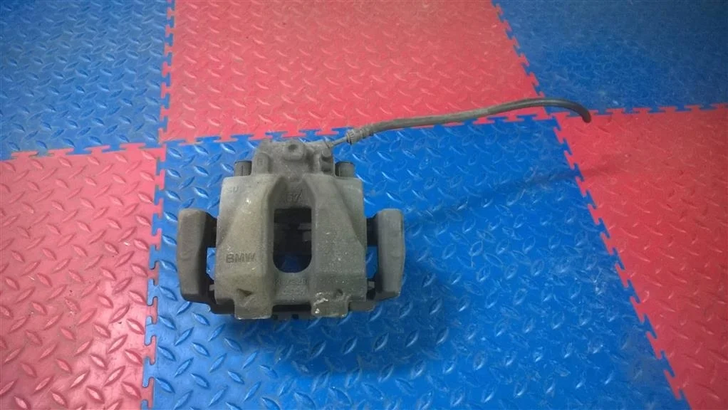 суппорт BMW X3 F25  N55B30A 306 лс 3.0i