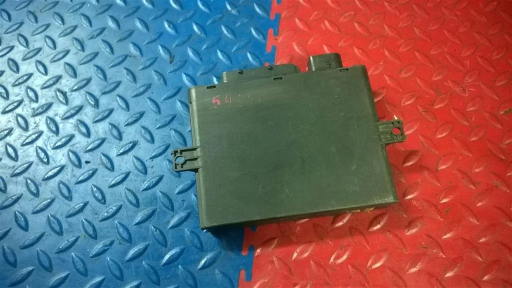 блок управления центральным замком VW Passat (B7) 2011>