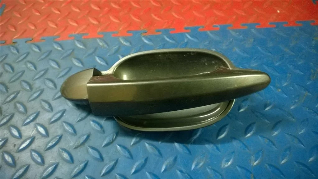 ручка двери наружная BMW 5-серия E60/E61  N47D20A 177 лс 520D