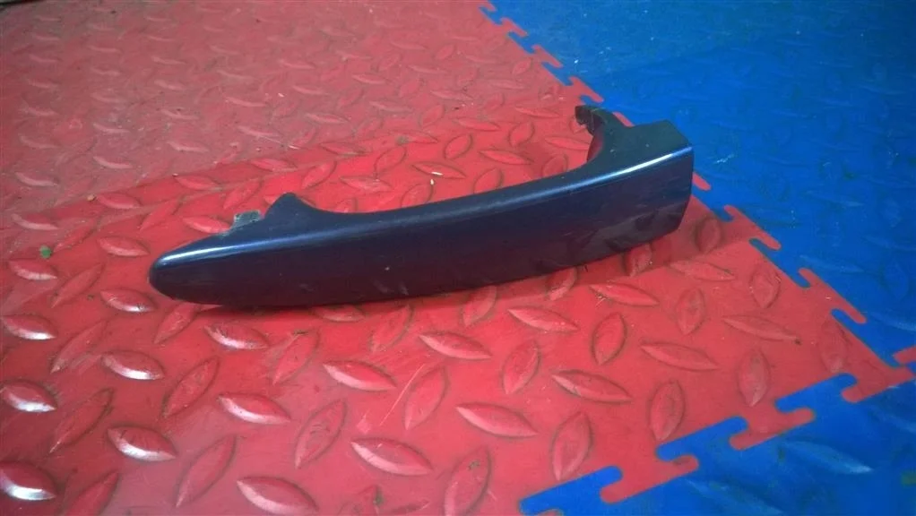 ручка двери наружная BMW 5-серия E60/E61  N47D20A 177 лс 520d