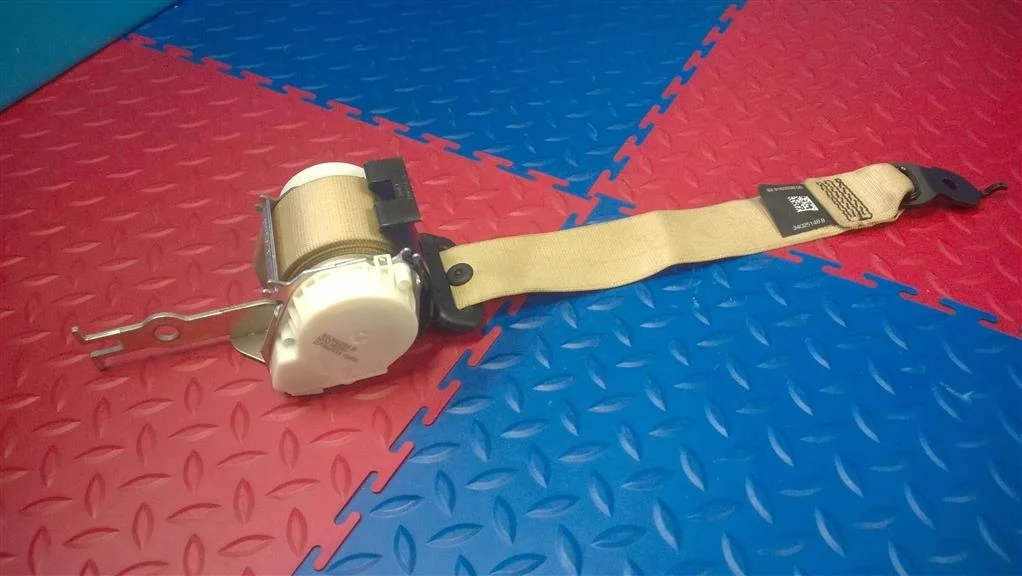 ремень безопасности  = BMW 5-серия F10/F11 72119163238  N47D20C 184 лс 520d 2011 BLACK SAPPHIRE METALLIC (475)