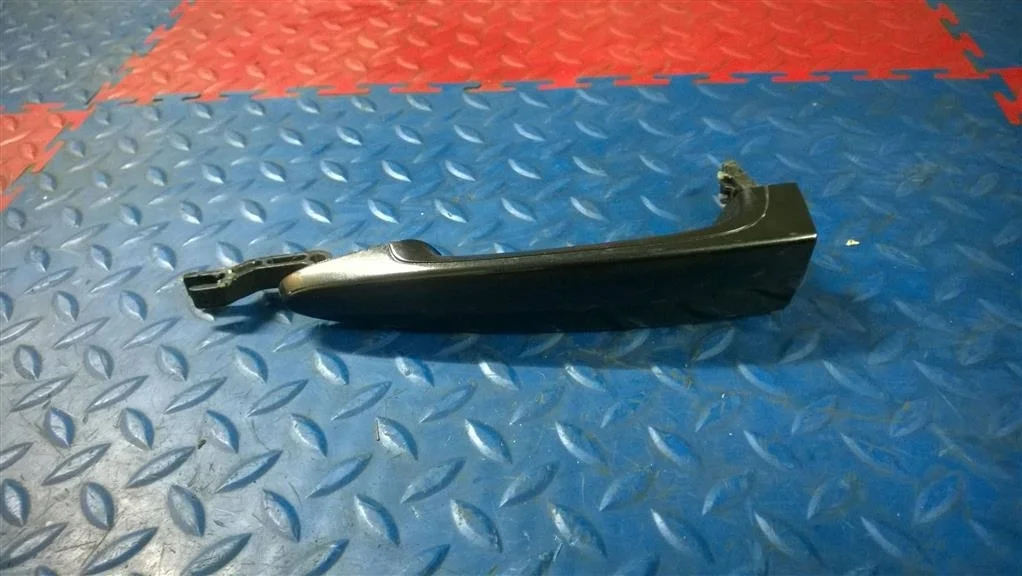 ручка двери наружная BMW X3 F25  N47D20C 184 лс 2.0D