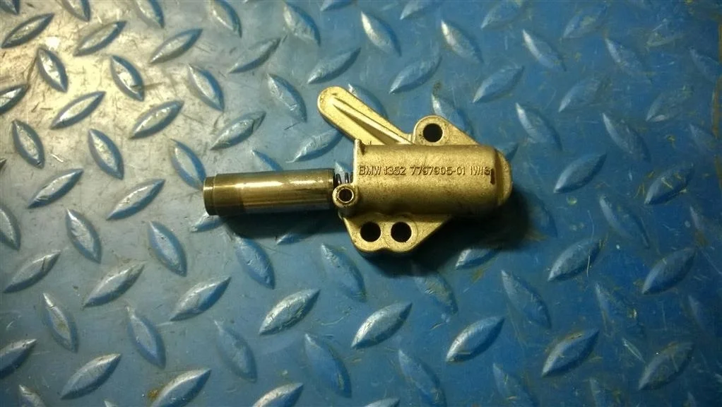 натяжитель цепи BMW 5-серия E60/E61  N47D20A 177 лс 520d