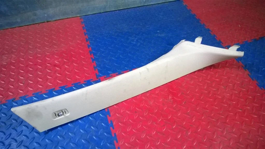 обшивка стойки BMW 5-серия F10/F11 51439196248  N47D20C 184 лс 520d 2011 BLACK SAPPHIRE METALLIC (475)