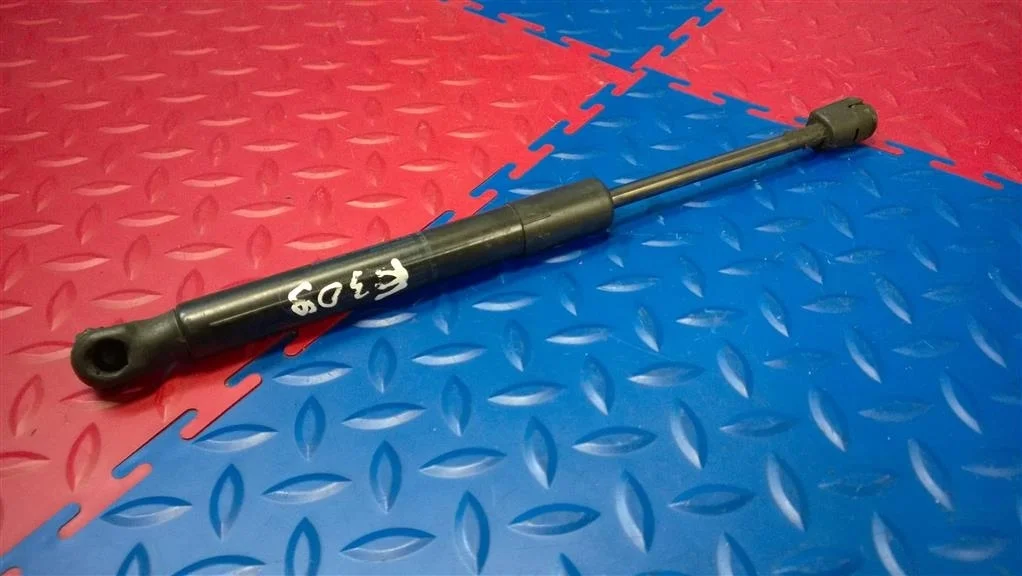 амортизатор капота BMW X3 F25 51237210727  N47D20C 184 лс 2.0D 2011 BLACK SAPPHIRE METALLIC (475)