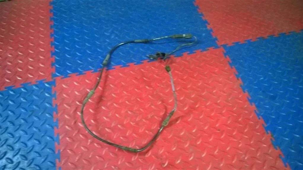 датчик износа колодок BMW 5-серия F10/F11  N47D20C 184 лс 520d