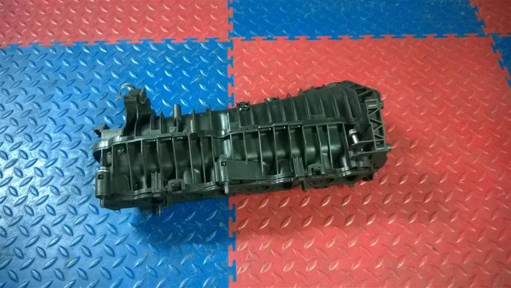 коллектор впускной BMW 5-серия F10/F11  N47D20C 184 лс 520d