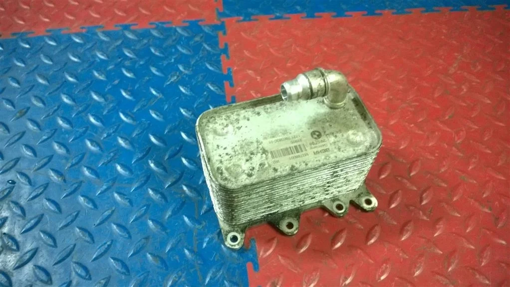 радиатор маслоохладитель акпп BMW 5-серия E60/E61  N47D20A 177 лс 520d