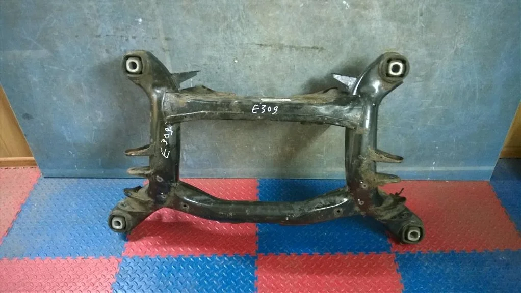 балка BMW X3 F25  N47D20C 184 лс 2.0D