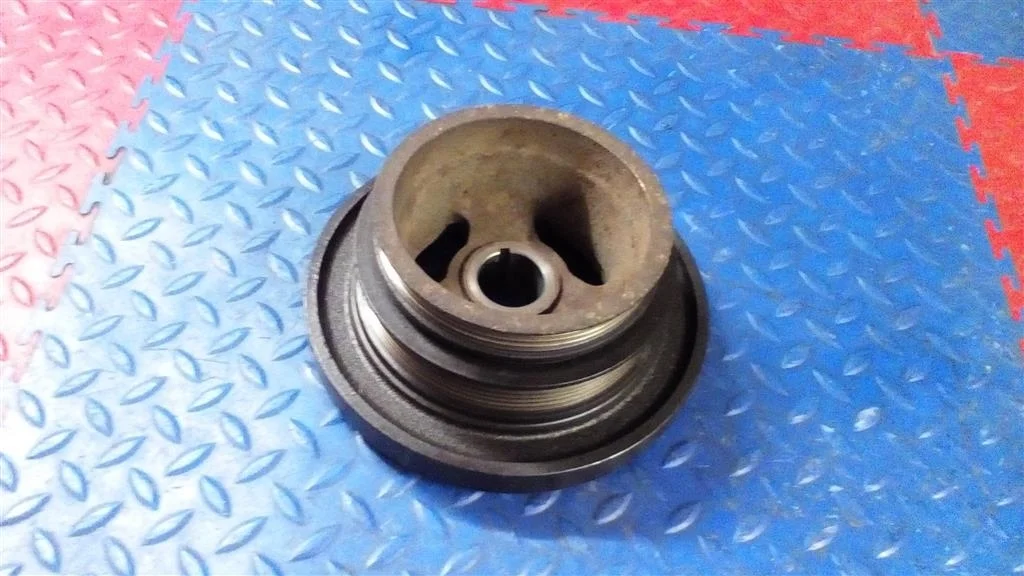 шкив коленвала BMW X5 E53 11237513862  M54B30 231 лс 3.0i 2003 TITANSILBER METALLIC (354)