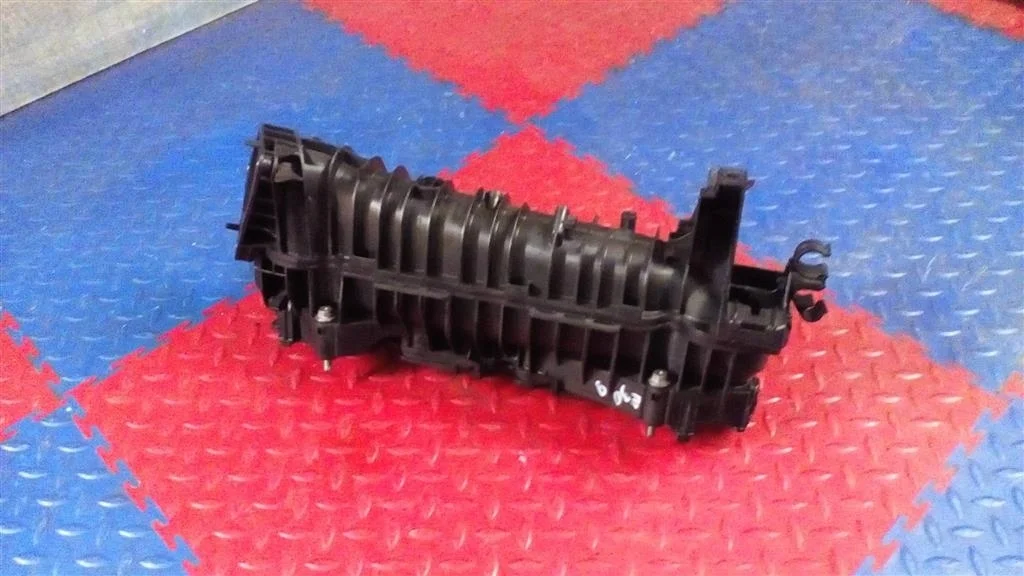 коллектор впускной BMW X3 F25  N47D20C 184 лс 2.0D