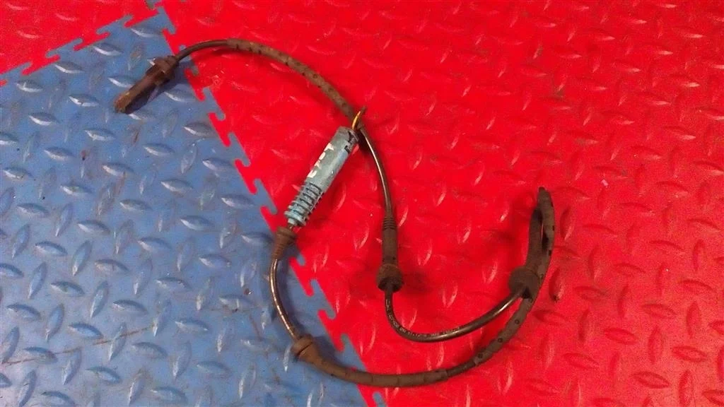 датчик abs BMW X3 E83  M57N2 218лс 3.0D