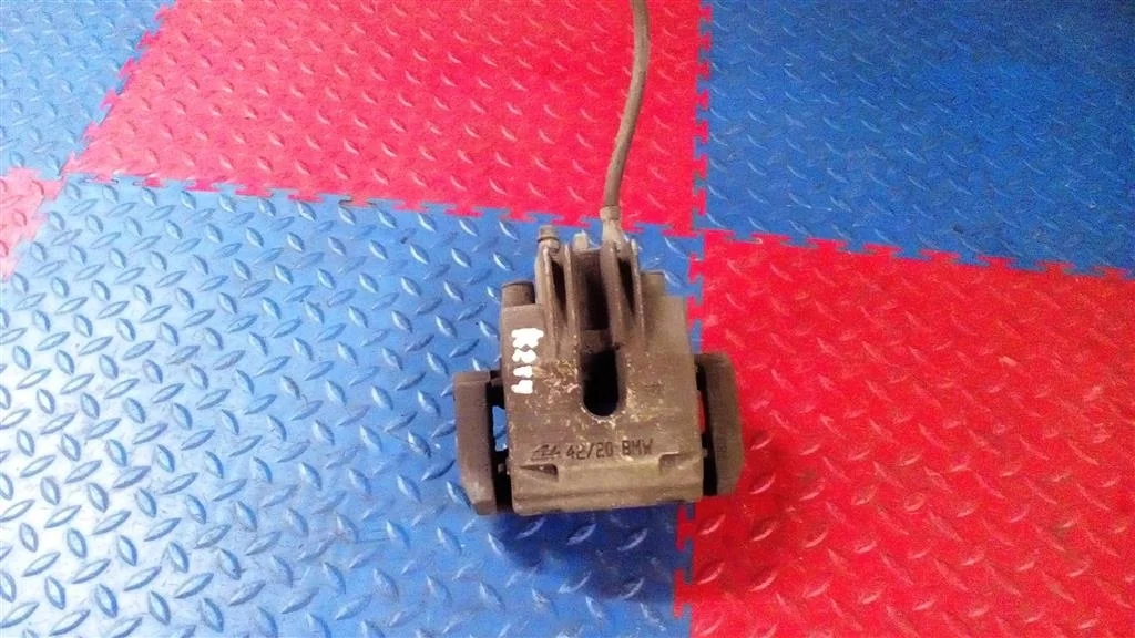 суппорт BMW 5-серия E60/E61  N53B30A 218 kc 525i