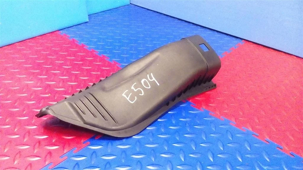 крышка воздушного фильтра BMW X3 E83  M57N2 218лс 3.0D