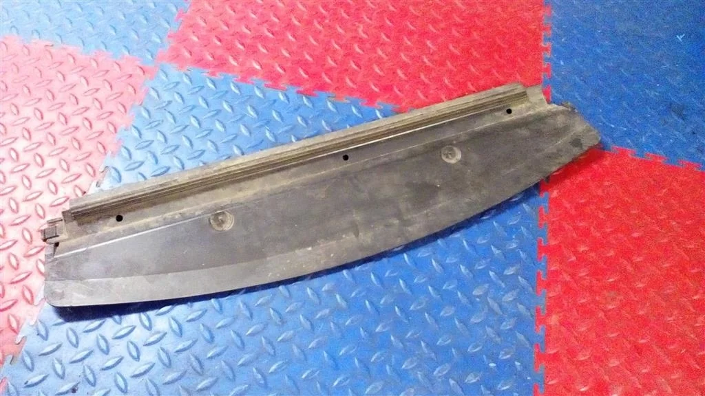 воздуховод радиатора BMW X5 E53  M62B44 286 лс 4.4i