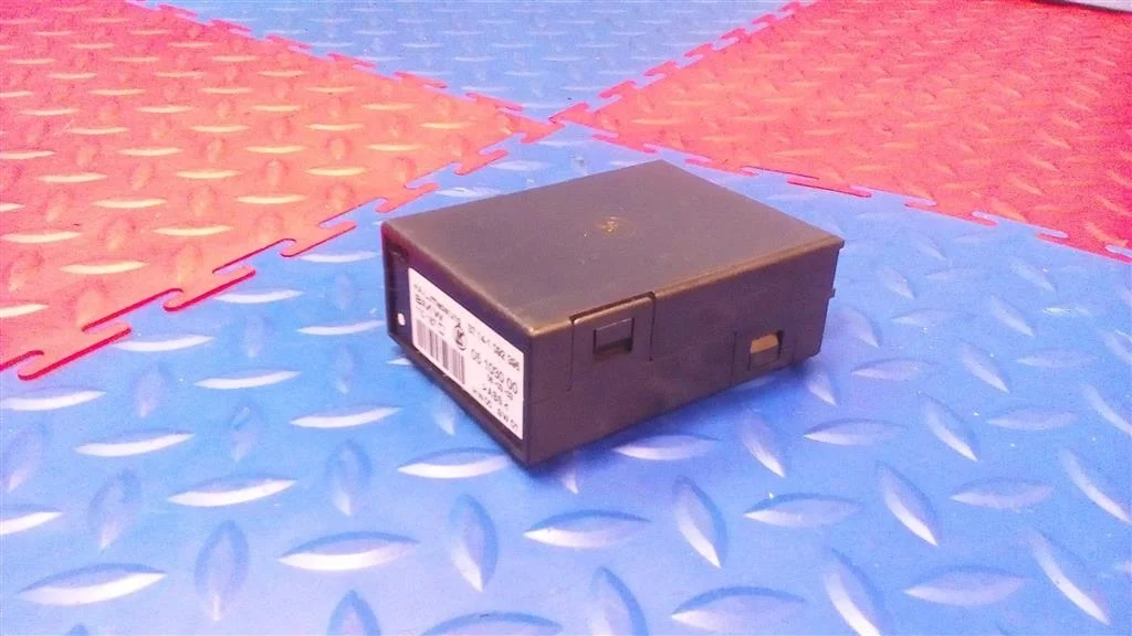 блок подачи воздуха BMW X5 E53 37141092396  M54B30 231 лс 3.0i 2003 TITANSILBER METALLIC (354)