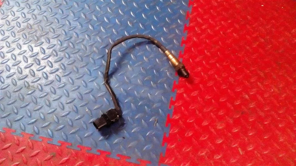 датчик кислородный лямбда-зонд BMW X3 E83 13627791592  M57N2 218лс 3.0D 2006 BLACK SAPPHIRE METALLIC (475)