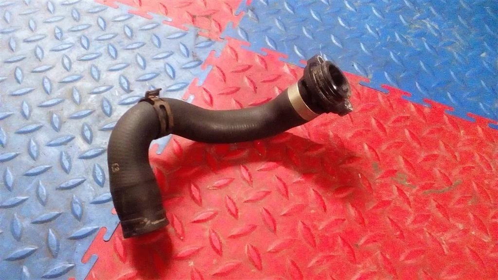 патрубок радиатора BMW X3 F25  N20B20A 245 лс 2.0i