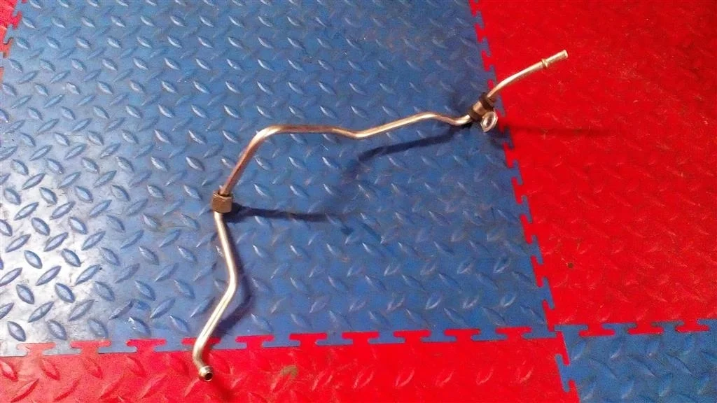 трубка топливная BMW X3 F25  N20B20A 245 лс 2.0i