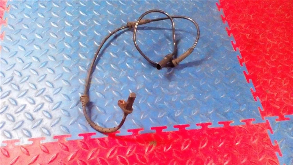 датчик abs BMW X3 F25  N20B20A 245 лс 2.0i